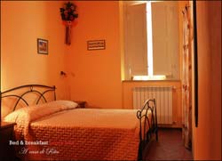 Fotos B&B BED & BREAKFAST LUCCA FORA von LUCCA