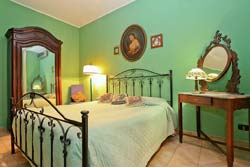 Foto B&B IN THE GARDEN BED AND BREAKFAST di LECCE