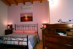 Picture of B&B BED AND BREAKFAST A CASA DI IRIS of TABELLANO