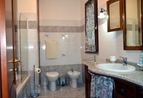 B&b Belvedere - foto 6 (Bagno Condiviso Giardino/laguna)