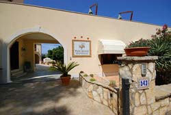 Hotel Cala Di Ponente - foto 10 (Ingresso)