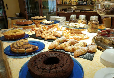 Foto HOTEL  RISTORANTE NUOVO ALBERGO  di CHIETI