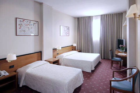 Executive Hotel - foto 10 (Camera Family 30m2 Da 85€)