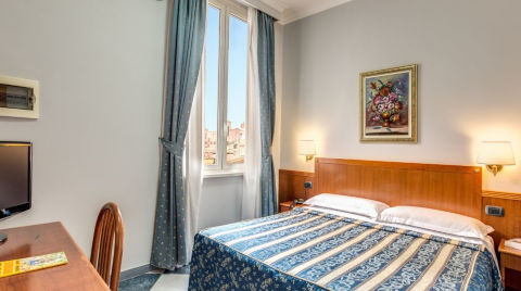 Photo HOTEL  CENTRO CAVOUR a ROMA