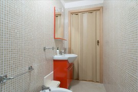 Casa Mariella - foto 7 (Bagno Camera - Uno Sguardo Sulla Città)