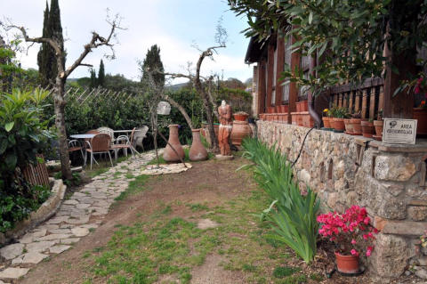 Photo B&B IL GIARDINO 10 a MONTERIGGIONI