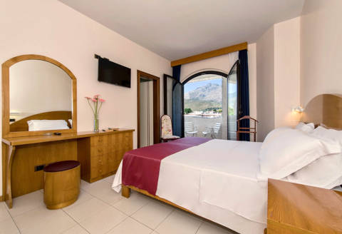 Photo HOTEL  BAJAMAR a FORMIA