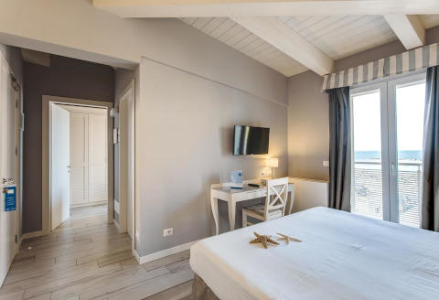 Picture of HOTEL  NETTUNO - RICCI S of CESENATICO