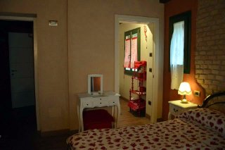 Photo B&B  LA PIAZZETTA a CASTIGLIONE DEI PEPOLI