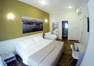 Picture of AFFITTACAMERE ROOMS STAZIONE CENTRALE of NAPOLI