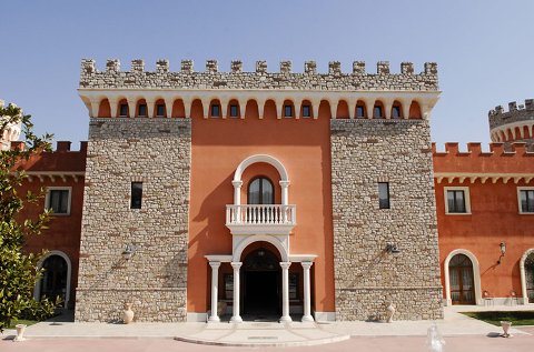 Foto HOTEL TORRE IN PIETRA IL CASTELLO di PIETRADEFUSI