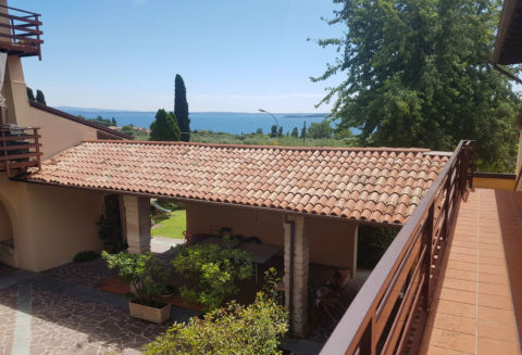 Foto B&B CORTEALLAGO FOR HOLIDAYS di MONIGA DEL GARDA