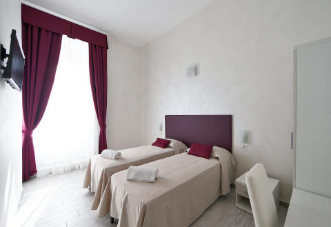 Foto AFFITTACAMERE 47STEPS GUEST HOUSE di ROMA