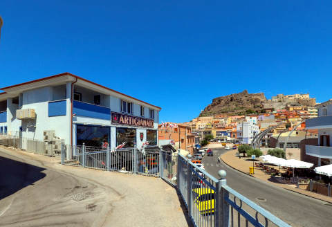 Photo AFFITTACAMERE THE SQUARE CASTELSARDO a CASTELSARDO