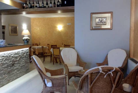 Foto HOTEL ANTICA TRATTORIA BACCO H&W di CIRCELLO